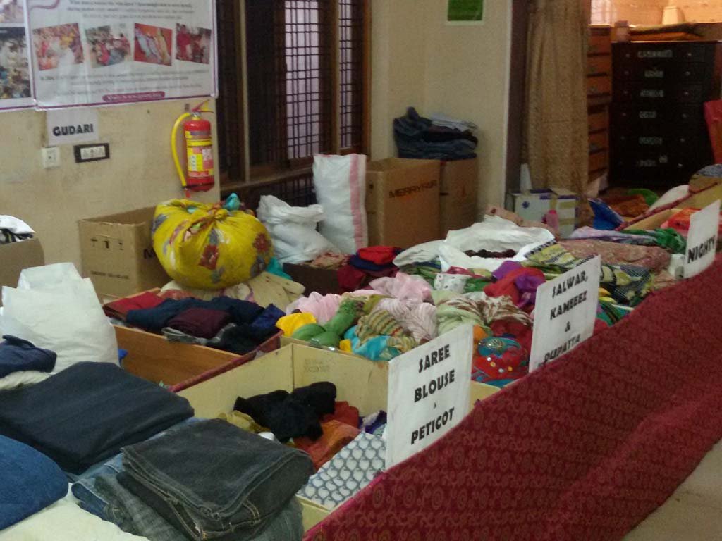 Bevcon-Donation-of-Old-Used-Clothes-to-Poor-Needy-3